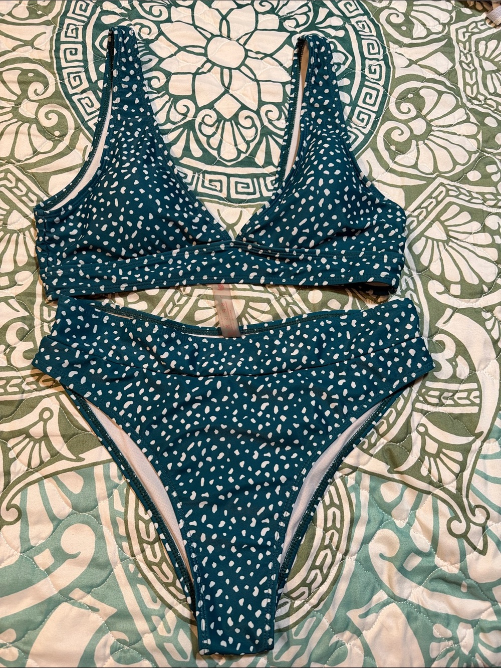 EUC ROMWE Green/White Polka Dot Bikini Set